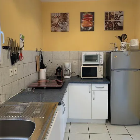 Cosy A - 4 Pers, Centre-ville, Parking, Balcon, Menage Inclus - Fr-1-319-445 Biscarrosse